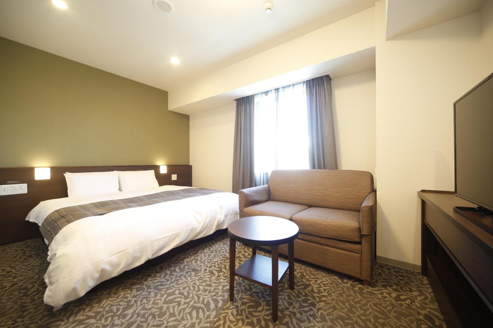 Dormy Marunouchi Hotel